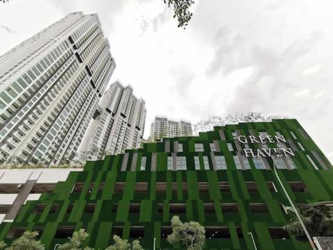 C1203A Green Haven 2Br8Pax Netflix100Mbps By Stay Masai Zewnętrze zdjęcie